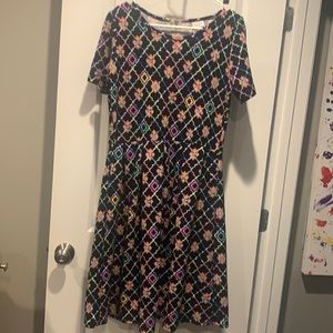 XL Lularoe Amelia in fun pattern